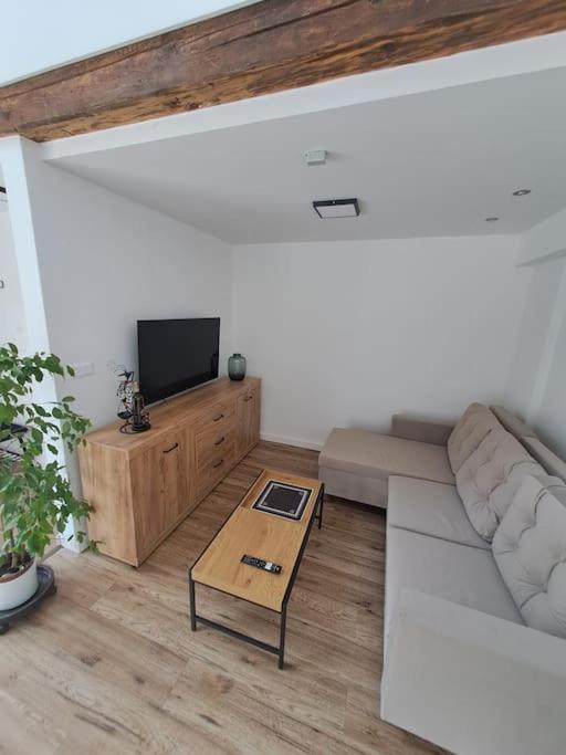 Apartman Loft Parnica Екстер'єр фото